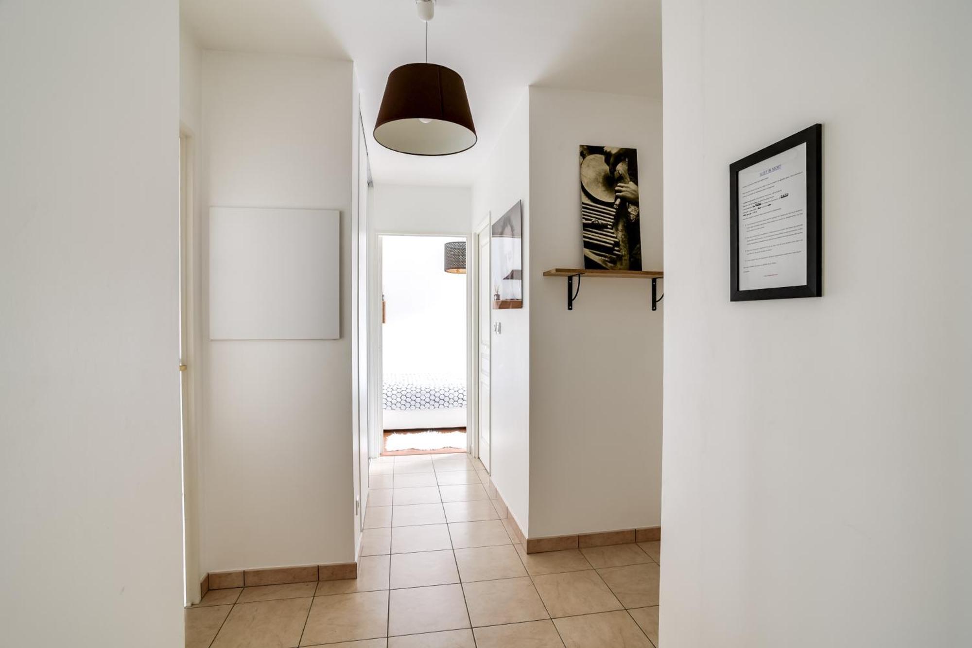 Apartamento Votre Escale - Le Petit Montmartre Niort Exterior foto