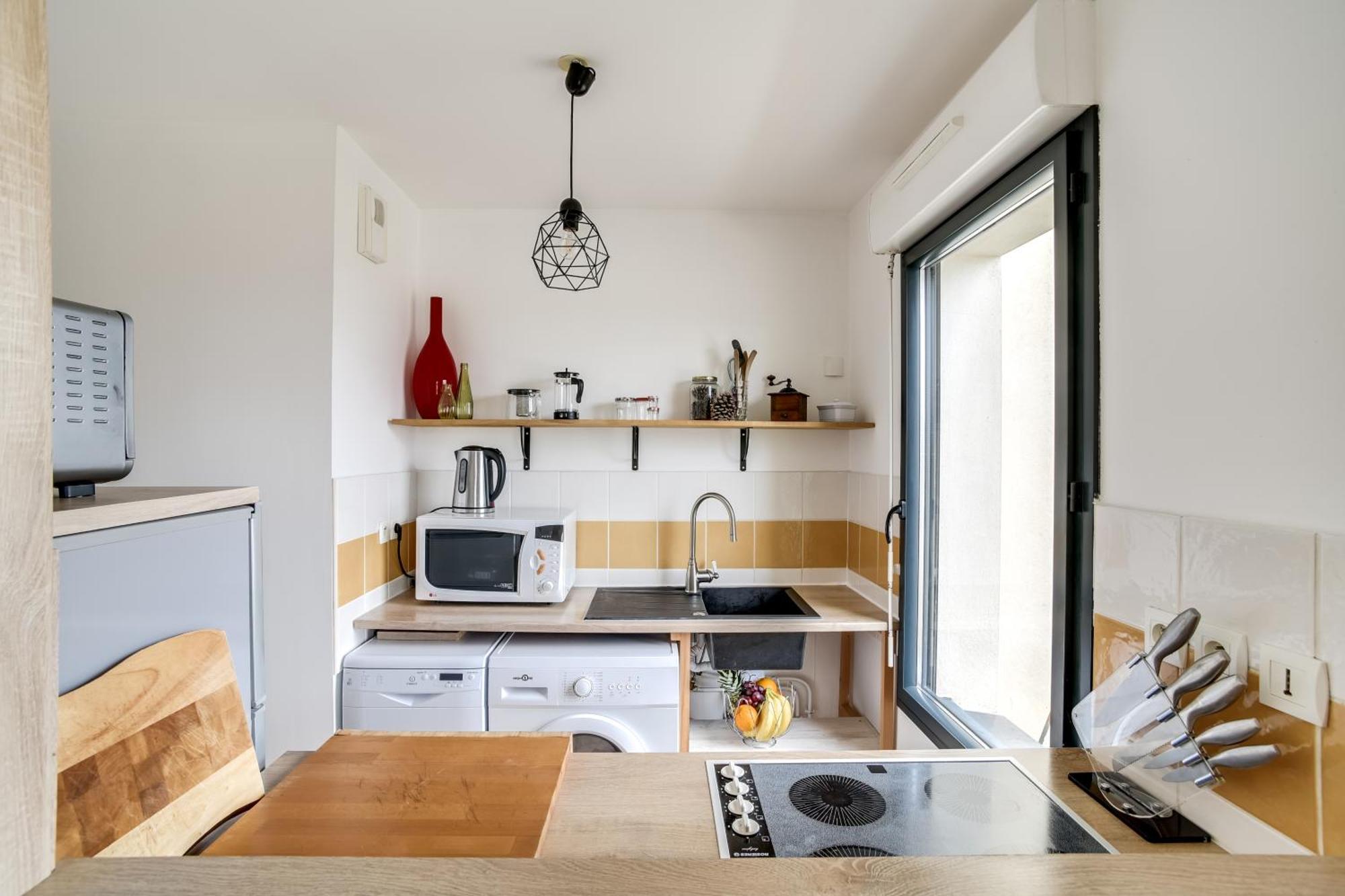 Apartamento Votre Escale - Le Petit Montmartre Niort Exterior foto