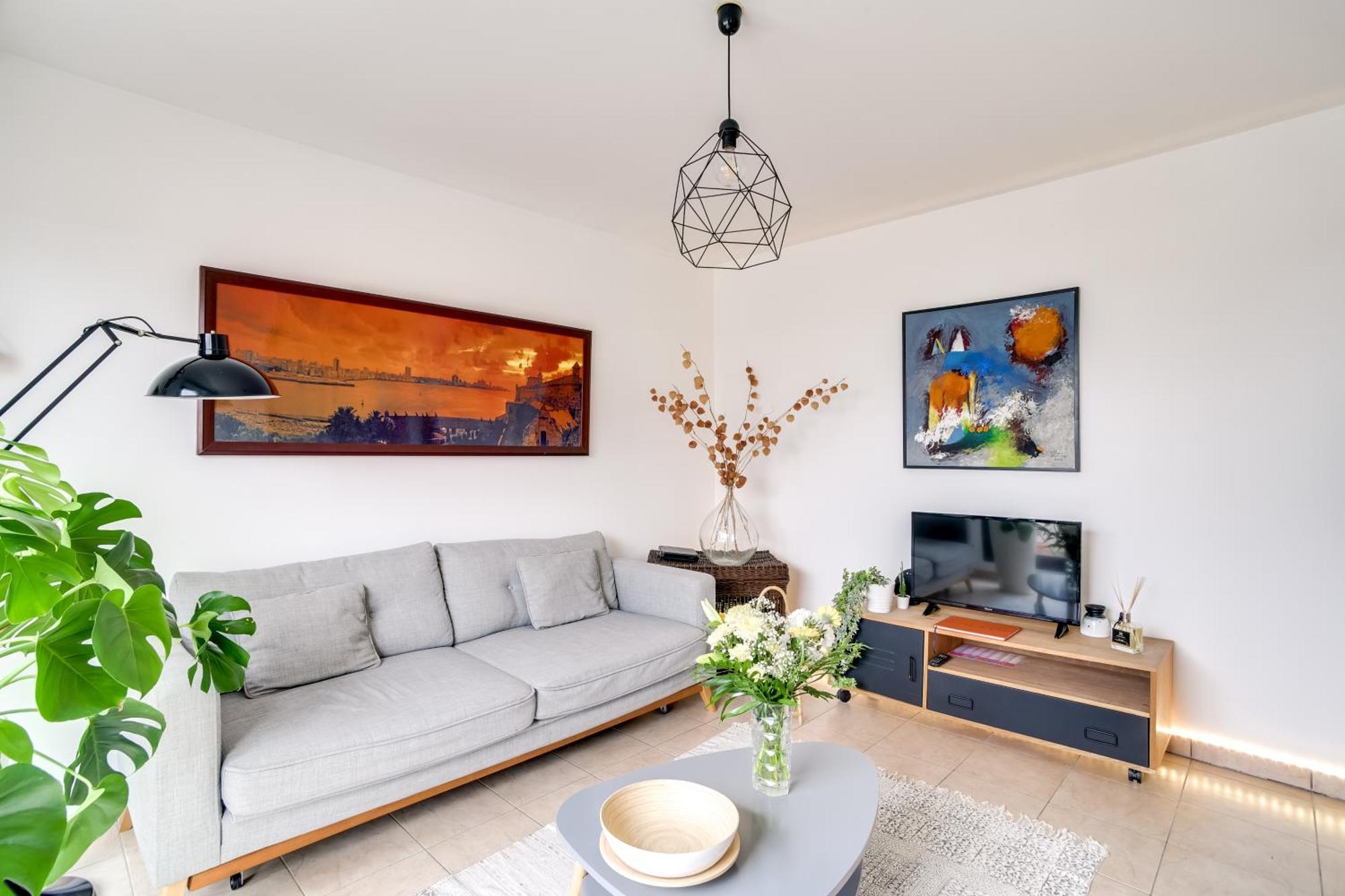 Apartamento Votre Escale - Le Petit Montmartre Niort Exterior foto